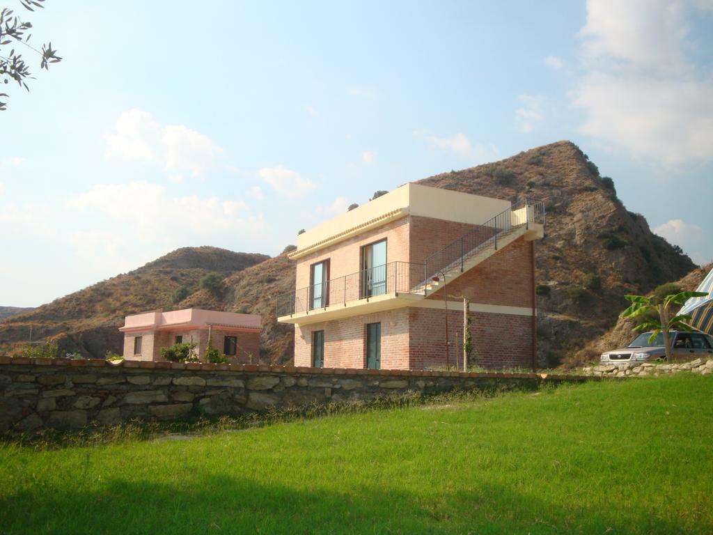 Rio Rosa Bova Marina Exterior foto